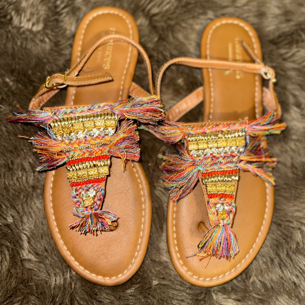 Maurices sandles